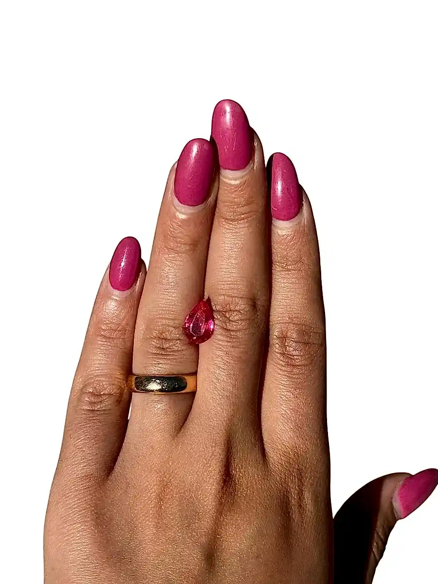2.611ct Vivid Pink Mahenge Spinel - Kingdom Jewelry